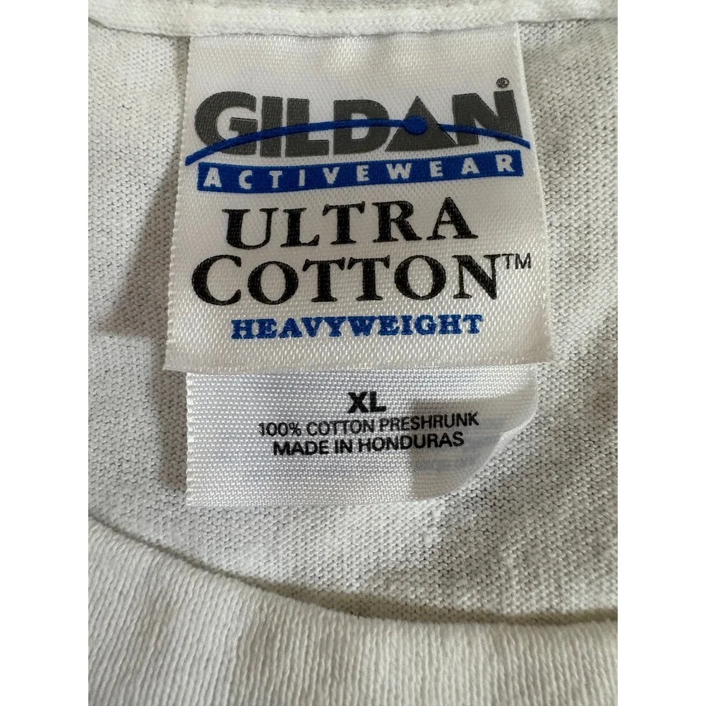 Gildan Hersheys Milk Chocolate‎ Legal In All 50 States Graphic T-Shirt White XL
